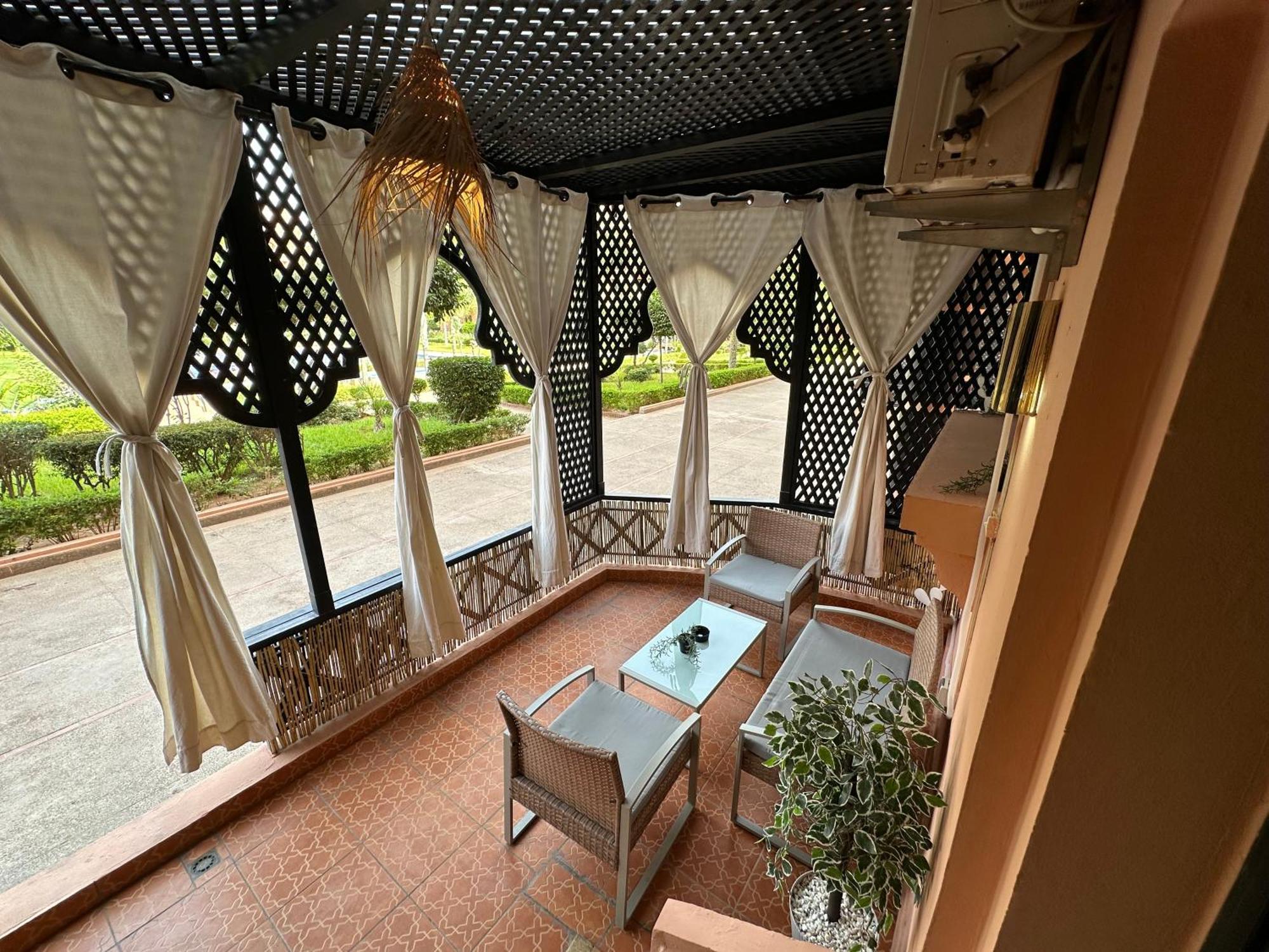 Oasis De Detente Avec Terrasse Et Vue Sur Piscine Марракеш Екстер'єр фото